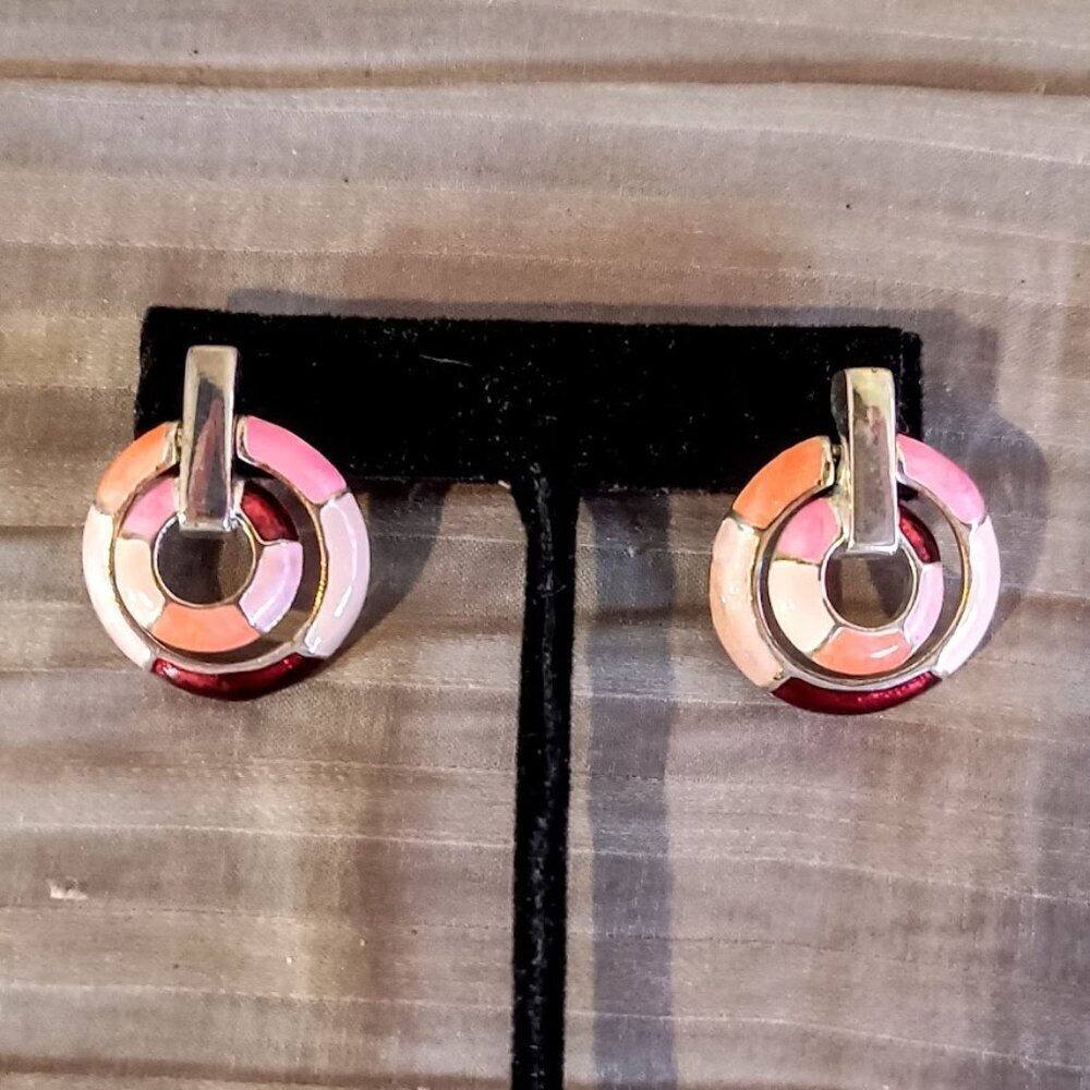 Cream Pink Red Silver Round Pierced Earrings